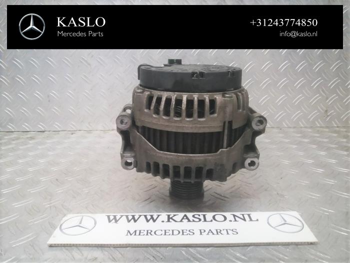 Gebruikte Dynamo Mercedes S (W221) 3.0 S-320 CDI 24V Prijs € 100,00 Margeregeling aangeboden door kaslo auto parts