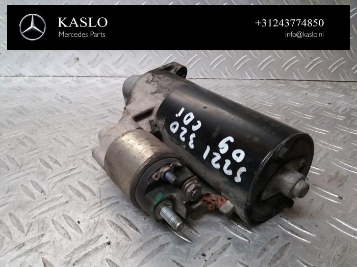 Startmotor van een Mercedes-Benz S (W221) 3.0 S-320 CDI 24V 2007