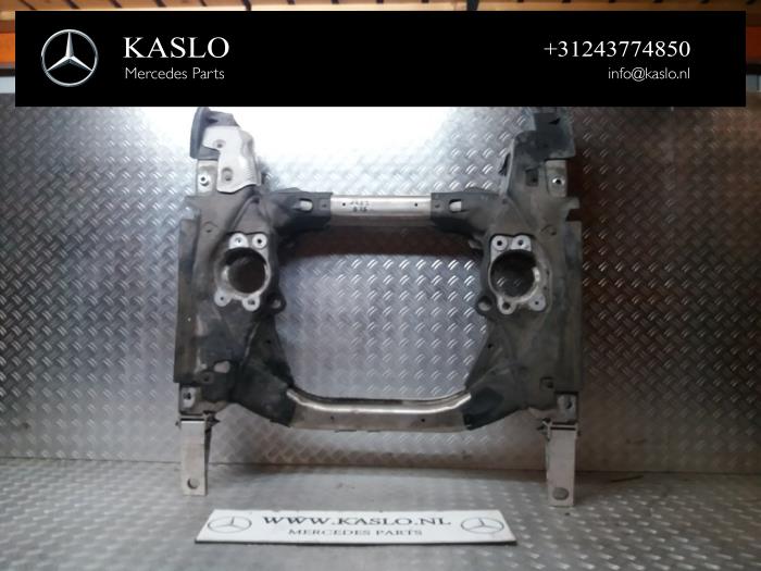 Gebruikte Subframe Mercedes S (222.0/222.1) 3.0 S-350 BlueTEC, S-350d 24V Prijs € 750,00 Margeregeling aangeboden door kaslo auto parts