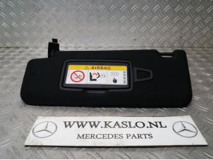 Gebruikte Zonneklep Mercedes S (W222/V222/X222) 3.0 S-350 BlueTec, S-350 d 24V Prijs € 75,00 Margeregeling aangeboden door kaslo auto parts