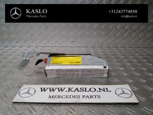 Gebruikte Side Airbag Mercedes S (222.0/222.1) 3.0 S-350 BlueTEC, S-350d 24V Prijs € 75,00 Margeregeling aangeboden door kaslo auto parts