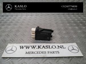 Gebruikte Computer stoel Mercedes S (222.0/222.1) 3.0 S-350 BlueTEC, S-350d 24V Prijs € 30,00 Margeregeling aangeboden door kaslo auto parts