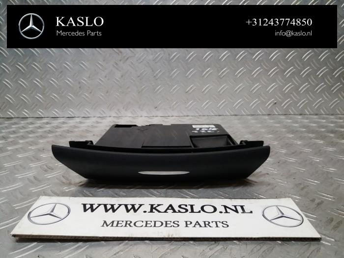 Gebruikte Diversen Mercedes S (222.0/222.1) 3.0 S-350 BlueTEC, S-350d 24V Prijs € 75,00 Margeregeling aangeboden door kaslo auto parts