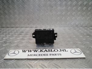Gebruikte Module PDC Mercedes E (W212) E-220 CDI 16V BlueTEC Prijs € 50,00 Margeregeling aangeboden door kaslo auto parts
