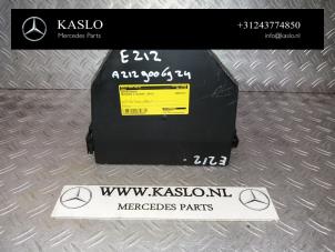 Gebruikte Zekeringkast Mercedes E (W212) E-220 CDI 16V BlueEfficiency Prijs € 100,00 Margeregeling aangeboden door kaslo auto parts