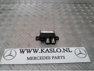 Gebruikte Relais Mercedes E (W212) E-220 CDI 16V BlueEfficiency Prijs € 30,00 Margeregeling aangeboden door kaslo auto parts