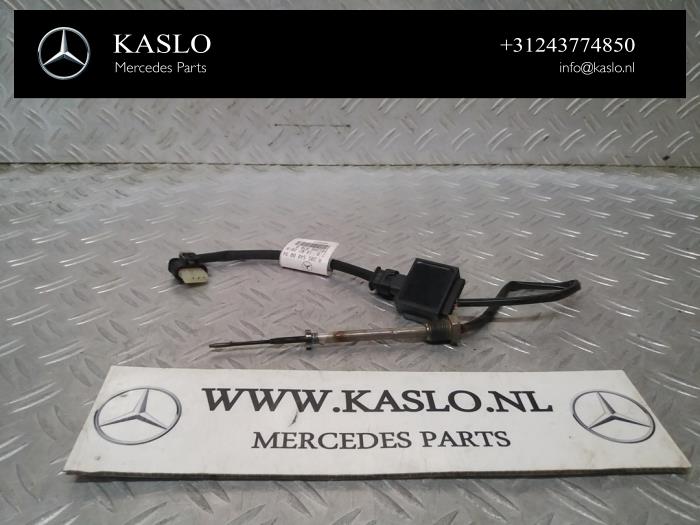 Gebruikte Uitlaat temperatuursensor Mercedes C (W205) C-300 2.0 Turbo 16V Prijs op aanvraag aangeboden door kaslo auto parts