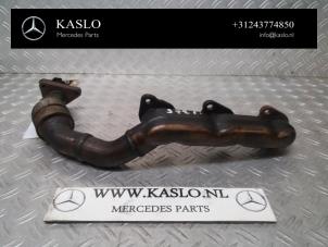 Gebruikte Uitlaatspruitstuk Mercedes S (W221) 3.0 S-320 CDI 24V Prijs € 50,00 Margeregeling aangeboden door kaslo auto parts