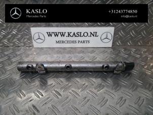 Gebruikte Injector brug Mercedes E (C207) E-350 CDI V6 24V Prijs € 50,00 Margeregeling aangeboden door kaslo auto parts