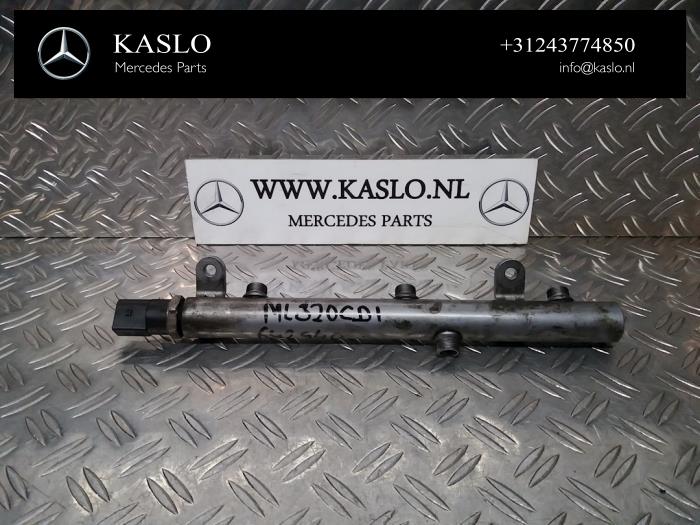 Gebruikte Verstuiver brug Mercedes ML II (164/4JG) 3.0 ML-320 CDI V6 24V Prijs € 75,00 Margeregeling aangeboden door kaslo auto parts