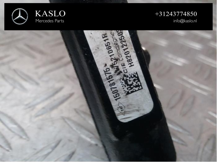 Galerij (Injectie) van een Mercedes-Benz A (W176) 1.5 A-180 CDI, A-180d 16V 2015