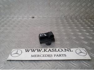 Gebruikte Relais Mercedes A (W176) 1.5 A-180 CDI, A-180d 16V Prijs € 30,00 Margeregeling aangeboden door kaslo auto parts