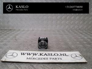 Gebruikte Uurwerk Mercedes S (222.0/222.1) 3.0 S-350 BlueTEC, S-350d 24V Prijs € 75,00 Margeregeling aangeboden door kaslo auto parts