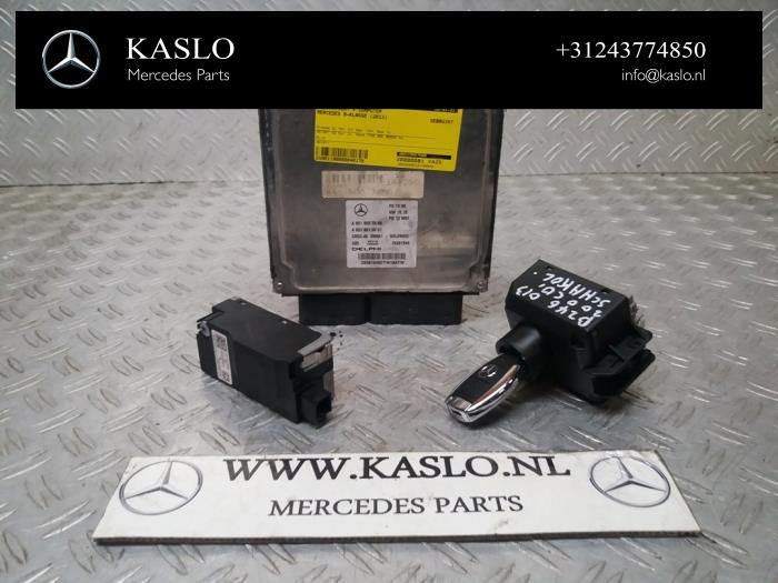 Gebruikte Kontaktslot + computer Mercedes B (W246/W242) 1.8 B-200 CDI BlueEFFICIENCY 16V Prijs € 300,00 Margeregeling aangeboden door kaslo auto parts