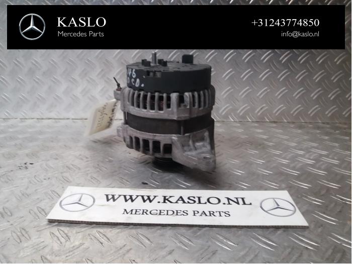 Gebruikte Dynamo Mercedes B (W246/W242) 1.8 B-200 CDI BlueEFFICIENCY 16V Prijs € 50,00 Margeregeling aangeboden door kaslo auto parts
