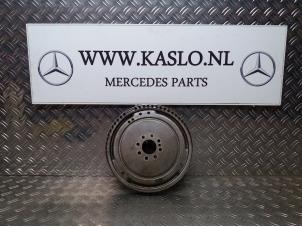 Gebruikte Starterkrans Mercedes A (W169) 1.7 A-180 Prijs op aanvraag aangeboden door kaslo auto parts