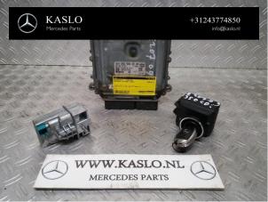 Gebruikte Contactslot + computer Mercedes E (R207) E-350 CDI V6 24V Prijs € 350,00 Margeregeling aangeboden door kaslo auto parts