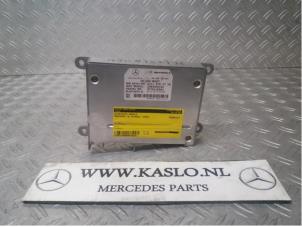 Gebruikte Bluetooth module Mercedes SL (R230) 3.7 SL-350 V6 18V Prijs € 50,00 Margeregeling aangeboden door kaslo auto parts