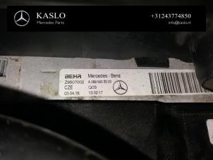 Gebruikte Radiateur Mercedes S (C217) 4.7 S-500 32V Prijs op aanvraag aangeboden door kaslo auto parts