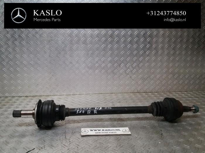 Gebruikte Aandrijfas rechts-achter Mercedes S (C217) 4.7 S-500 32V Prijs € 150,00 Margeregeling aangeboden door kaslo auto parts