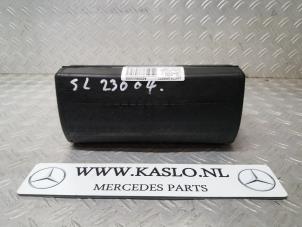 Gebruikte Airbag rechts (Dashboard) Mercedes SL (R230) 3.7 SL-350 V6 18V Prijs op aanvraag aangeboden door kaslo auto parts