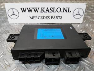 Gebruikte Module keyless vehicle Mercedes SL (R230) 3.7 SL-350 V6 18V Prijs € 100,00 Margeregeling aangeboden door kaslo auto parts
