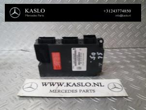 Gebruikte Computer cabriokap Mercedes SL (R230) 3.7 SL-350 V6 18V Prijs € 200,00 Margeregeling aangeboden door kaslo auto parts