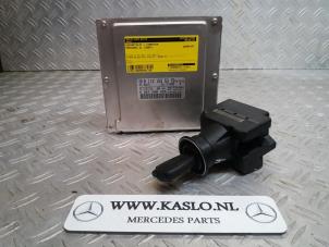 Gebruikte Contactslot + computer Mercedes SL (R230) 3.7 SL-350 V6 18V Prijs op aanvraag aangeboden door kaslo auto parts