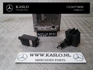 Gebruikte Kontaktslot + computer Mercedes B (W246) 1.8 B-180 CDI BlueEFFICIENCY 16V Prijs € 300,00 Margeregeling aangeboden door kaslo auto parts