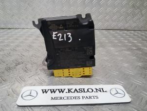 Gebruikte Module Airbag Mercedes E (W213) E-220d 2.0 Turbo 16V Prijs € 75,00 Margeregeling aangeboden door kaslo auto parts