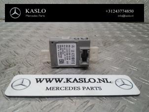 Gebruikte Computer Verlichting Mercedes E (W213) E-220d 2.0 Turbo 16V Prijs € 50,00 Margeregeling aangeboden door kaslo auto parts