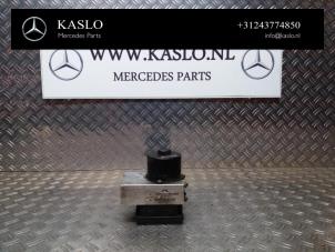 Gebruikte ABS Pomp Mercedes ML II (164/4JG) 3.0 ML-320 CDI 4-Matic V6 24V Prijs € 200,00 Margeregeling aangeboden door kaslo auto parts