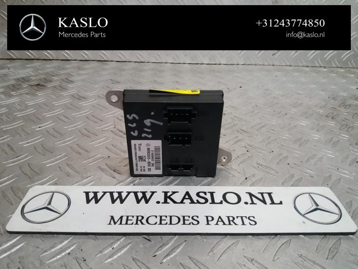 Gebruikte Module Bodycontrol Mercedes CLS (C219) 320 CDI 24V Prijs € 50,00 Margeregeling aangeboden door kaslo auto parts