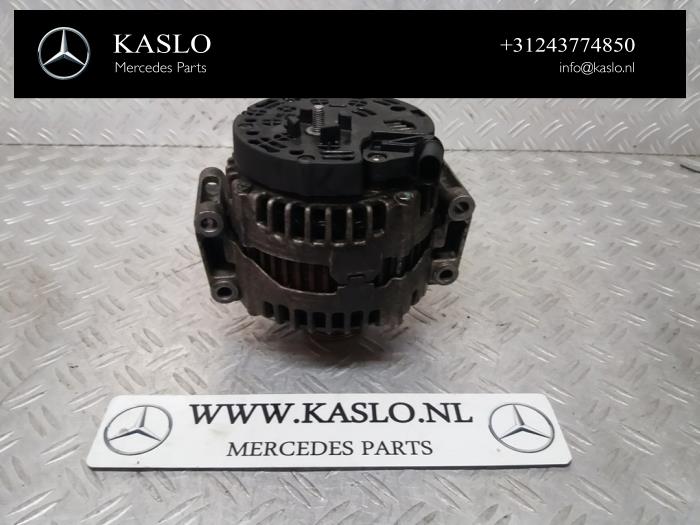 Gebruikte Dynamo Mercedes CLS (C219) 320 CDI 24V Prijs € 100,00 Margeregeling aangeboden door kaslo auto parts