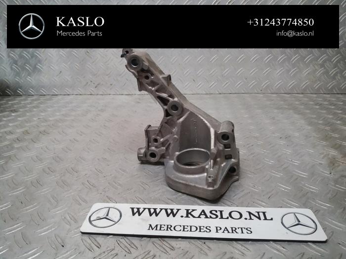 Gebruikte Motorrubber Mercedes CLA Shooting Brake (118.6) 1.3 CLA-200 Turbo 16V Prijs op aanvraag aangeboden door kaslo auto parts