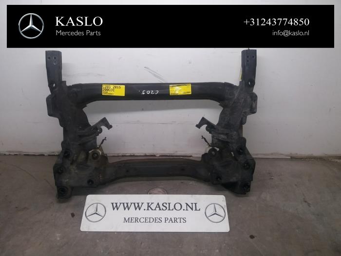 Subframe van een Mercedes-Benz C (W205) C-200 1.6 CDI BlueTEC, C-200 d 16V 2015