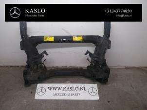 Subframe van een Mercedes-Benz C (W205) C-200 1.6 CDI BlueTEC, C-200 d 16V 2015