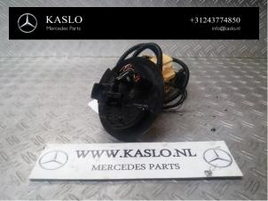 Gebruikte Tank element Pomp Mercedes C (W205) C-200 1.6 CDI BlueTEC, C-200 d 16V Prijs € 75,00 Margeregeling aangeboden door kaslo auto parts