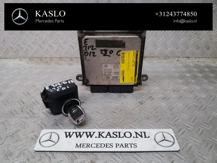 Gebruikte Contactslot + computer Mercedes E (W212) E-220 CDI 16V BlueEfficiency,BlueTEC Prijs € 300,00 Margeregeling aangeboden door kaslo auto parts