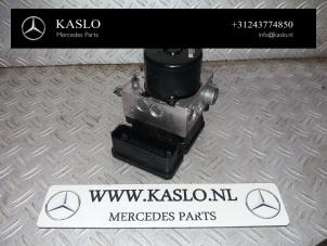 Gebruikte ABS Pomp Mercedes C (W204) 2.2 C-220 CDI 16V BlueEFFICIENCY Prijs € 50,00 Margeregeling aangeboden door kaslo auto parts