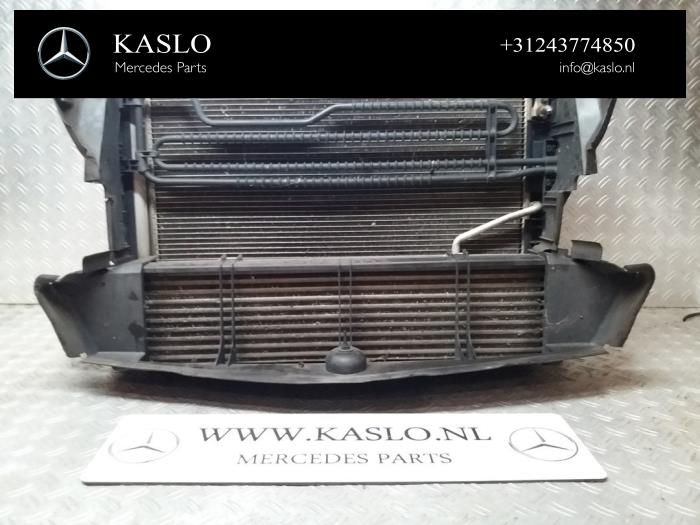 Gebruikte Intercooler Mercedes E (C207) E-250 CDI 16V Prijs € 50,00 Margeregeling aangeboden door kaslo auto parts