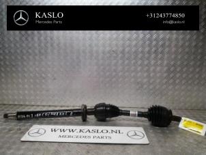 Gebruikte Steekas rechts-voor Mercedes A (W176) 1.5 A-180 CDI, A-180d 16V Prijs € 75,00 Margeregeling aangeboden door kaslo auto parts