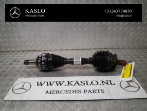 Gebruikte Aandrijfas links-voor Mercedes A (W176) 1.5 A-180 CDI, A-180d 16V Prijs € 75,00 Margeregeling aangeboden door kaslo auto parts