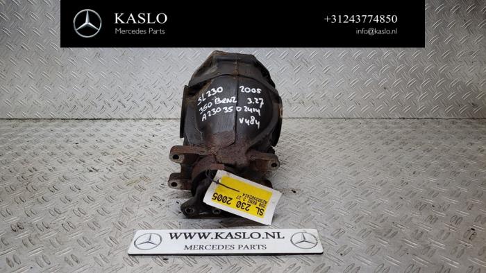Gebruikte Cardanklok achter Mercedes SL (R230) 3.7 SL-350 V6 18V Prijs € 400,00 Margeregeling aangeboden door kaslo auto parts