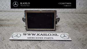 Gebruikte Navigatie Display Mercedes E (W212) E-300 V6 24V BlueEFFICIENCY Prijs € 100,00 Margeregeling aangeboden door kaslo auto parts