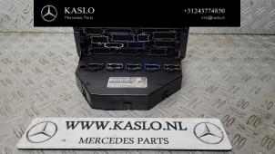 Gebruikte Zekeringkast Mercedes E (W212) E-220 CDI 16V BlueEfficiency Prijs € 100,00 Margeregeling aangeboden door kaslo auto parts