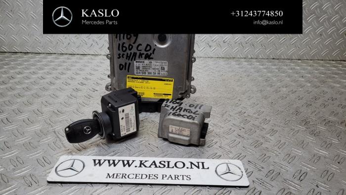 Gebruikte Kontaktslot + computer Mercedes A (W169) 2.0 A-160 CDI 16V 5-Drs. Prijs € 200,00 Margeregeling aangeboden door kaslo auto parts