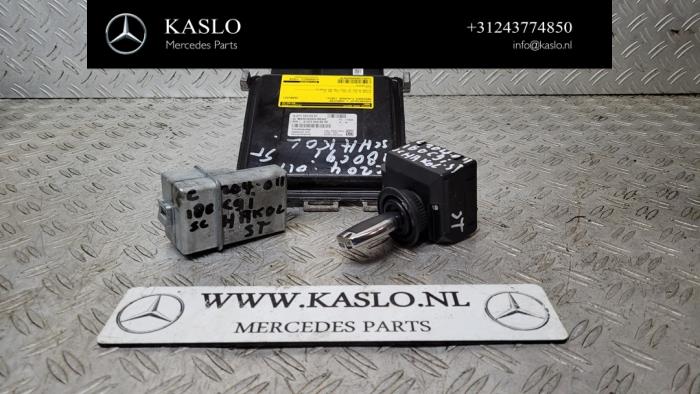 Gebruikte Kontaktslot + computer Mercedes C Estate (S204) 1.8 C-180 CGI 16V Prijs € 300,00 Margeregeling aangeboden door kaslo auto parts