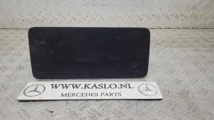 Gebruikte Navigatie Display Mercedes C (W205) C-300d 2.0 Turbo 16V Prijs € 350,00 Margeregeling aangeboden door kaslo auto parts