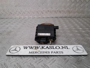 Gebruikte Diversen Mercedes C (W205) C-300d 2.0 Turbo 16V Prijs € 50,00 Margeregeling aangeboden door kaslo auto parts
